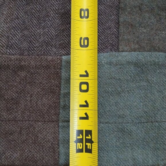 American Eagle Outfitters plaid mini skirt 10 - Picture 10 of 16